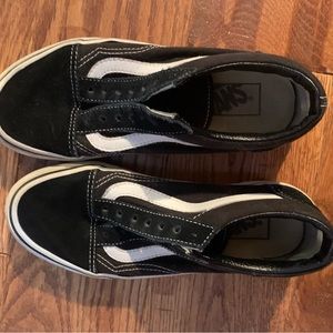 Black low top vans